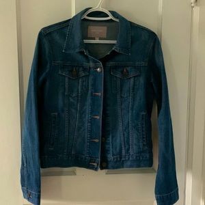 Size M Banana Republic Jean Jacket